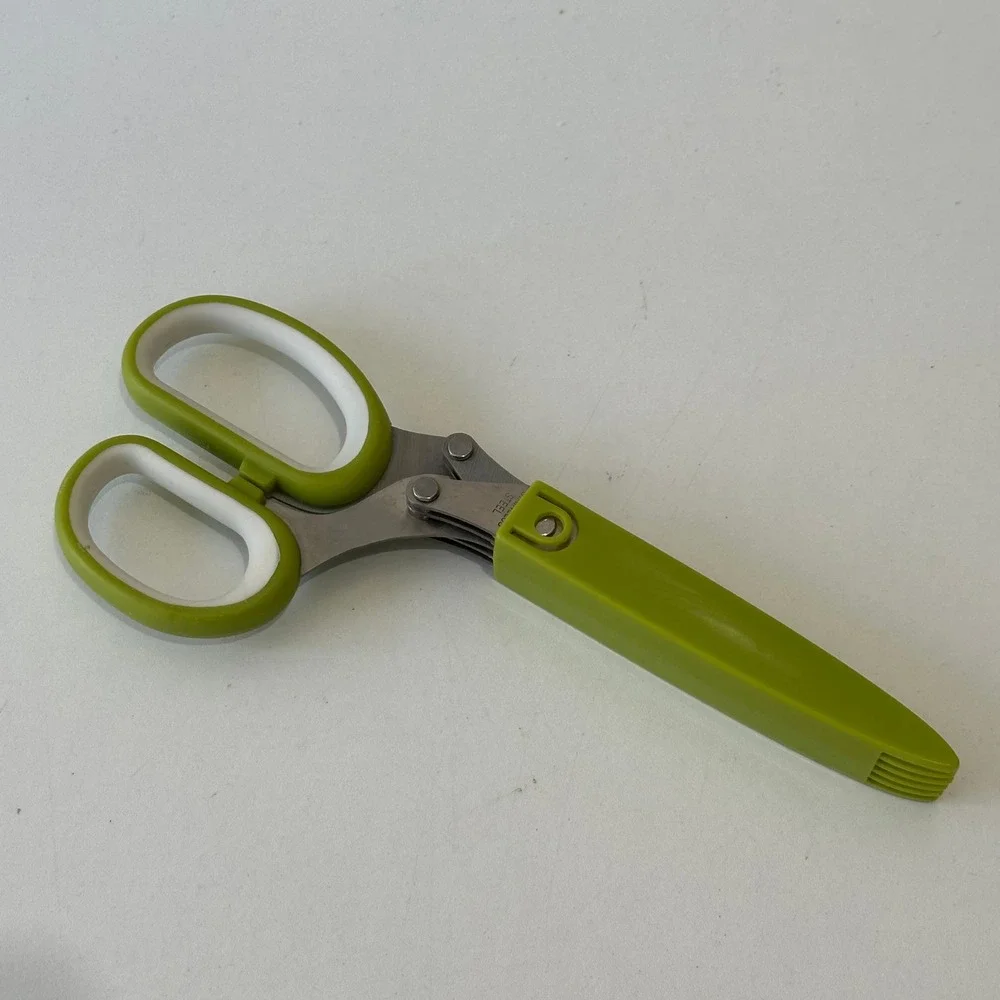 Crate and Barrel Stainless Steel Herb Scissors with Green Handles Cover 5 Blade
